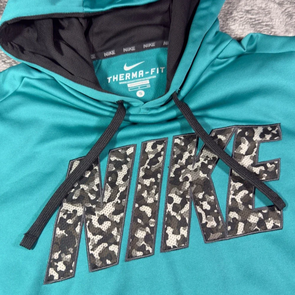 Nike Therma-FIT Mens Small Teal Blue Camo Logo Pullover Hoodie Sweatshirt